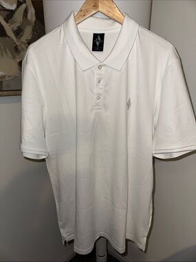 Skechers White Men's Polo Shirt with Subtle Logo